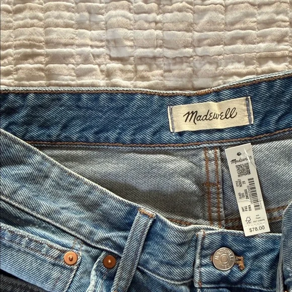 Madewell Light Blue Distressed Jean Shorts - Picture 2 of 3